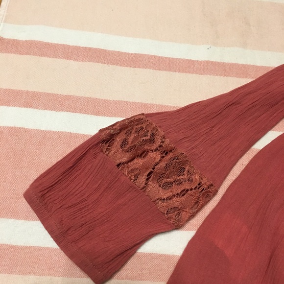 Cold Shoulder boho blouse - Picture 7 of 8